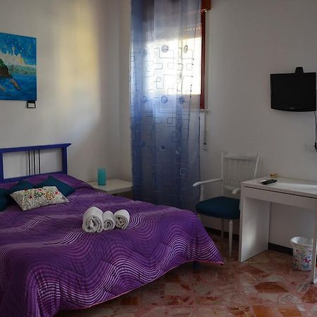 A Due Passi Da Erice B&B Habitación foto